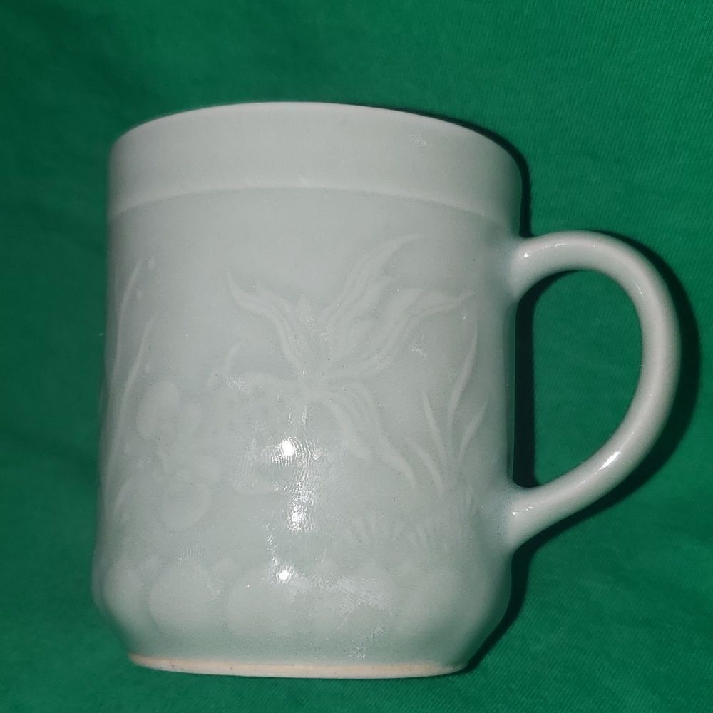 Vintage Longquan Celadon Koi Carp Fish Tea Coffee Cup 8 0z.